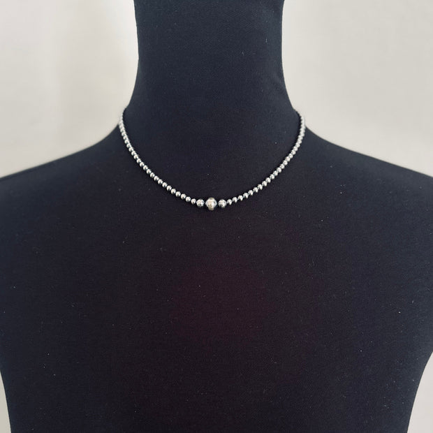 16" Graduated Pearl "Navajo Style" Pearl Necklace