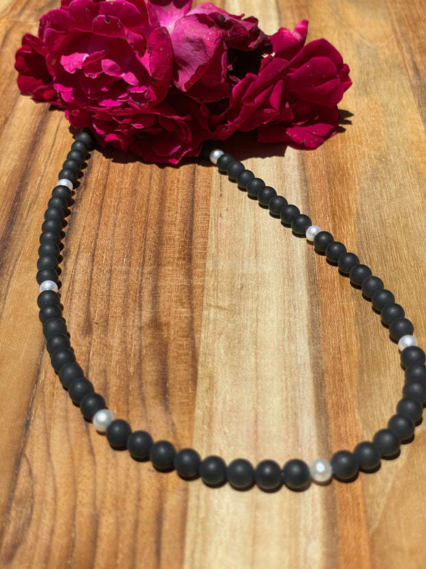 18" Matte Onyx and Freshwater Pearl Necklace